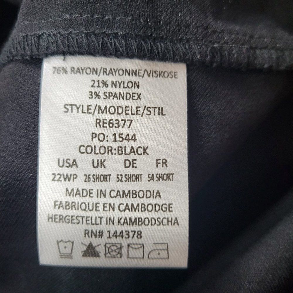 REKUCCI Capri Pants - Picture 5 of 6